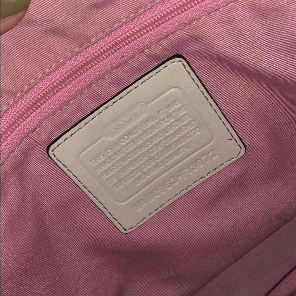 Coach purse (authentic) - Picture 3 of 6